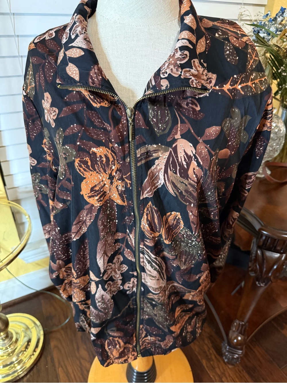 Vintage Blair Floral Zip-Front Women’s Jacket in Black and Brown